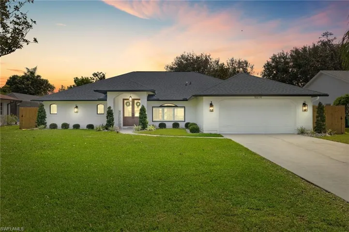 10274  Boca  CIR, Naples, FL 34109