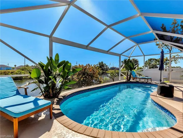 2707 NE 5th  PL, Cape Coral, FL 33909