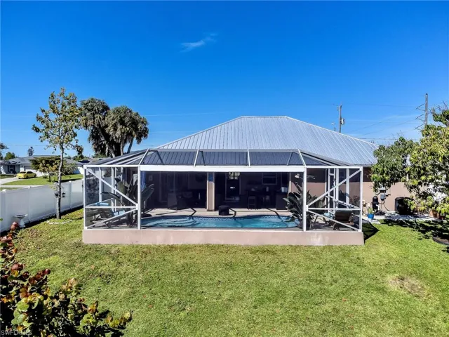 2707 NE 5th  PL, Cape Coral, FL 33909