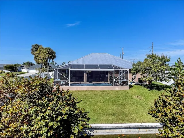 2707 NE 5th  PL, Cape Coral, FL 33909