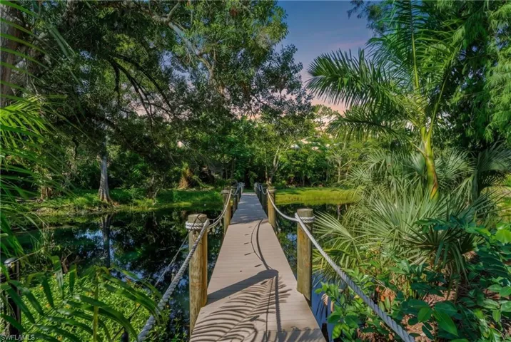 13672 Pine Villa Ln, Fort Myers, Florida 33912
