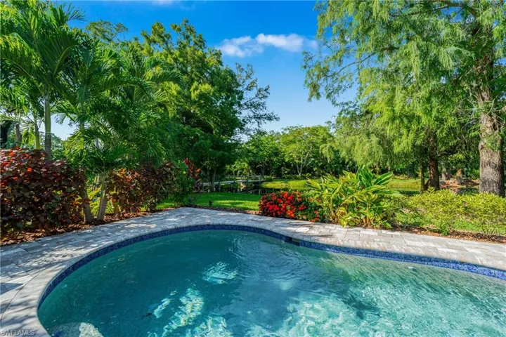 13672 Pine Villa Ln, Fort Myers, Florida 33912