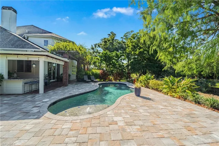 13672 Pine Villa Ln, Fort Myers, Florida 33912