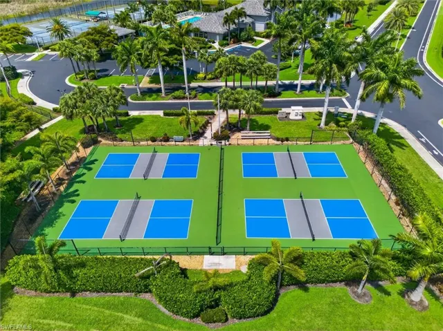Pickleball Courts