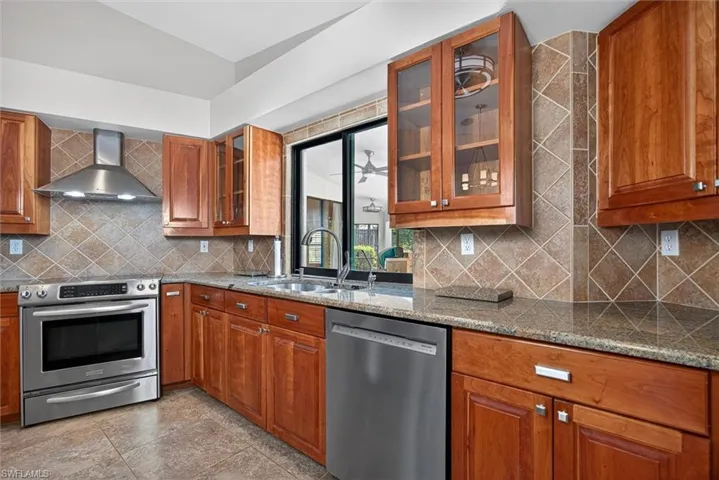 12661 Strathmore Loop, Fort Myers, Florida 33912