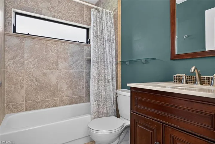 12661 Strathmore Loop, Fort Myers, Florida 33912