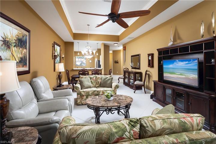 Open floor plan - Living Rm to Dining & Kitchen. Great for entertaining!