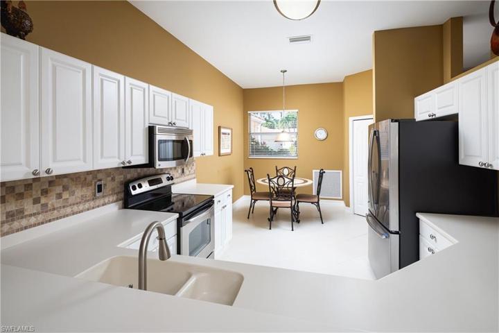 Kitchen and breakfast area.