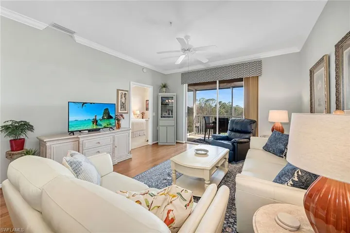 3800  Sawgrass  WAY, Naples, FL 34112
