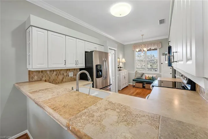 3800  Sawgrass  WAY, Naples, FL 34112