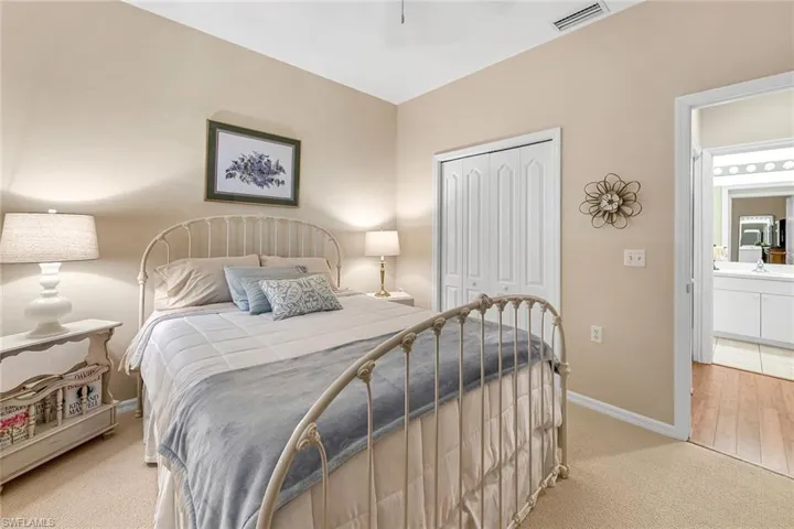 3800  Sawgrass  WAY, Naples, FL 34112
