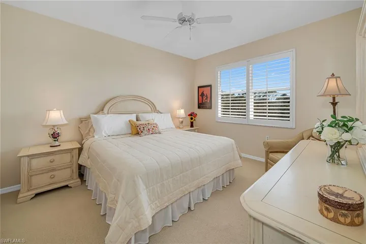 3800  Sawgrass  WAY, Naples, FL 34112