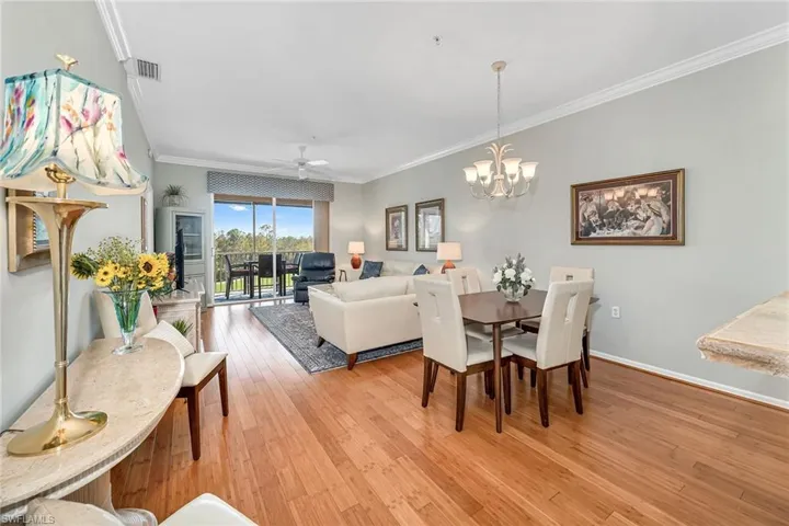 3800  Sawgrass  WAY, Naples, FL 34112