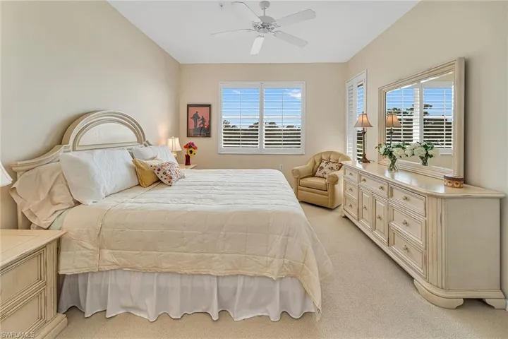 3800  Sawgrass  WAY, Naples, FL 34112