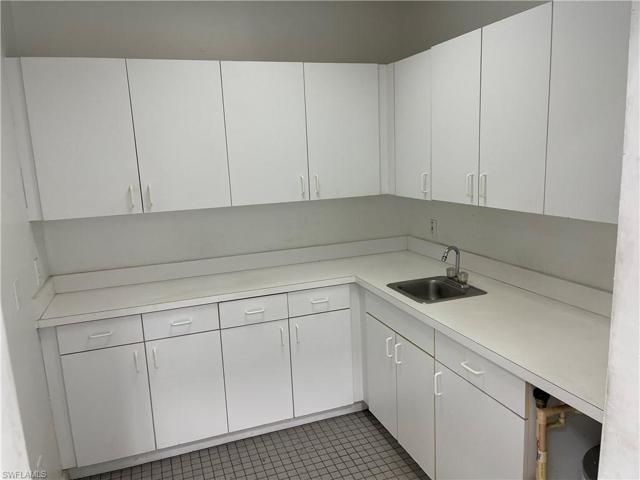 Kitchenette
