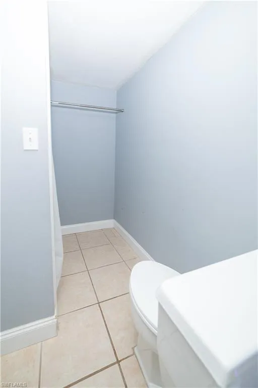 27311 Riverside DR, Bonita Springs, FL 34135,225001359
