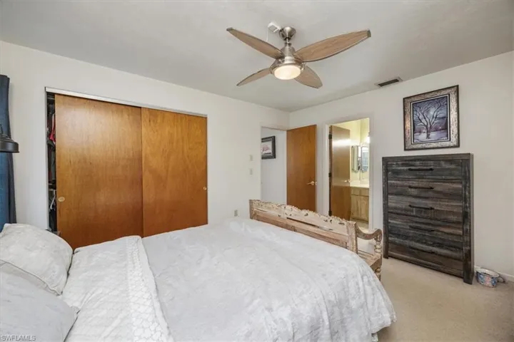 5881  Green  BLVD, Naples, FL 34116