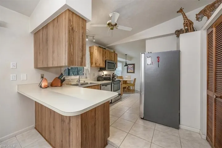 5881  Green  BLVD, Naples, FL 34116