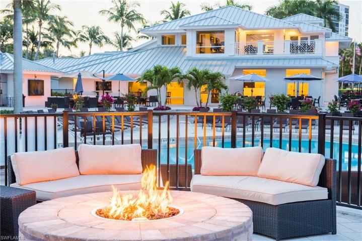 430  Cove Tower  DR, Naples, FL 34110