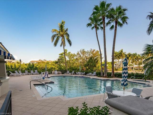 430  Cove Tower  DR, Naples, FL 34110