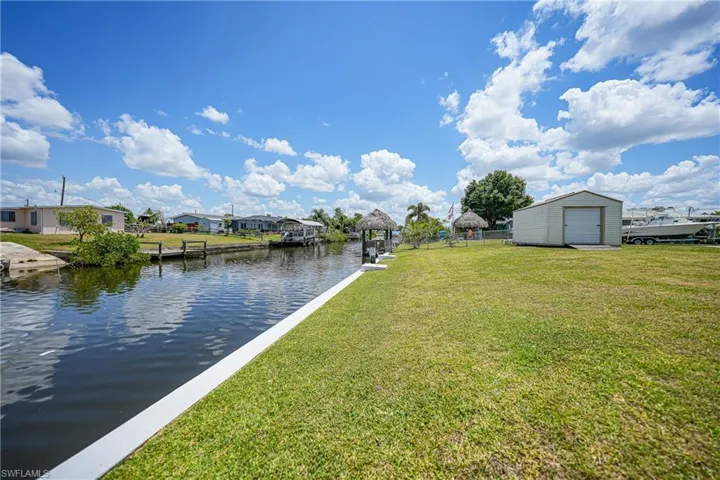 521  Sharon  CIR, Port Charlotte, FL 33952