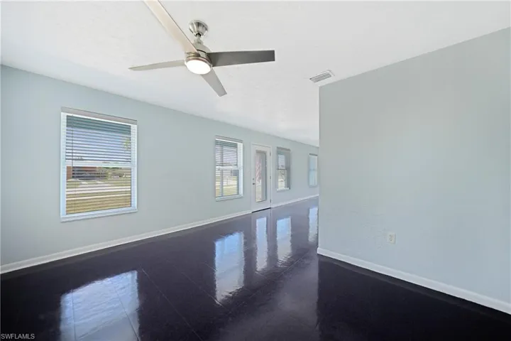521  Sharon  CIR, Port Charlotte, FL 33952