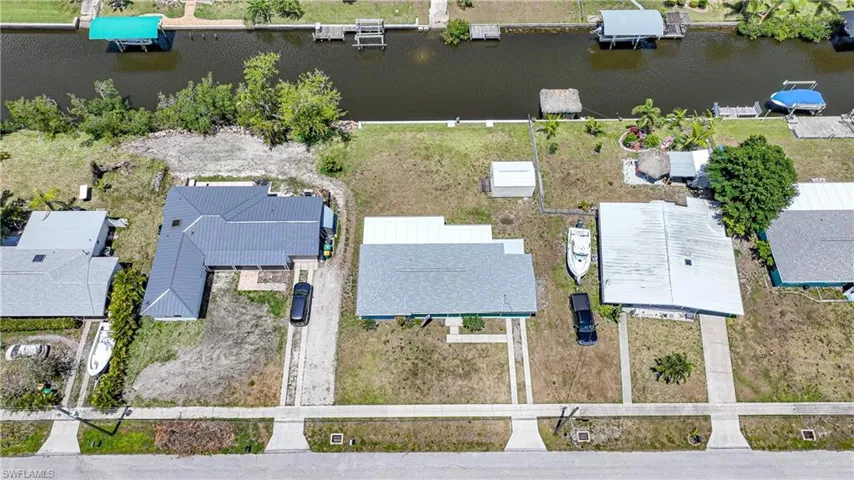 521  Sharon  CIR, Port Charlotte, FL 33952