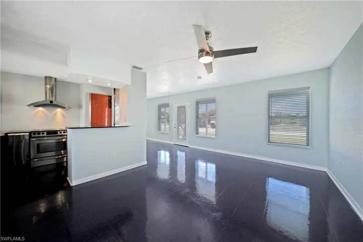 521  Sharon  CIR, Port Charlotte, FL 33952