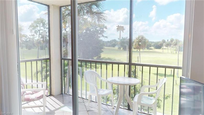 Lanai overlooking greenspace