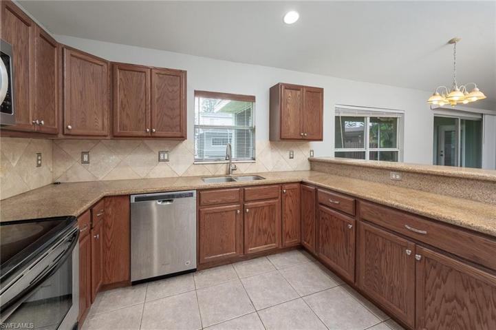 17413 Arizona RD, FORT MYERS FL 33967