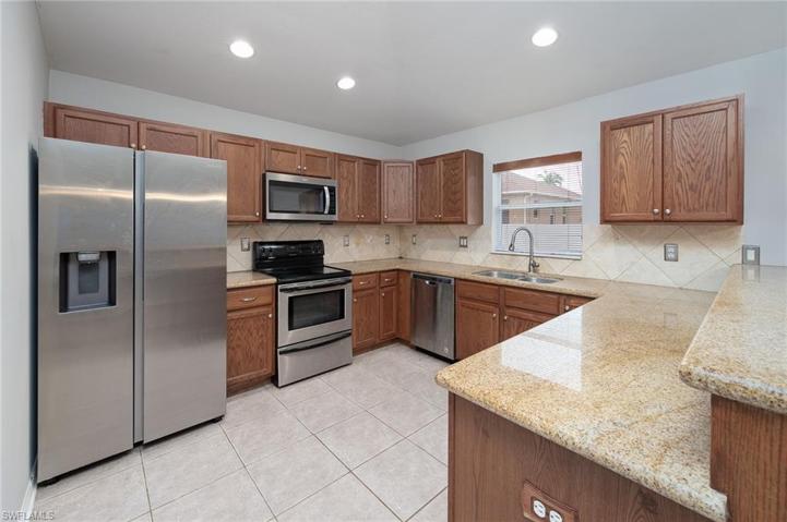 17413 Arizona RD, FORT MYERS FL 33967