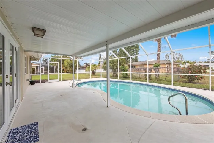 1451  Tanglewood  PKWY, Fort Myers, FL 33919