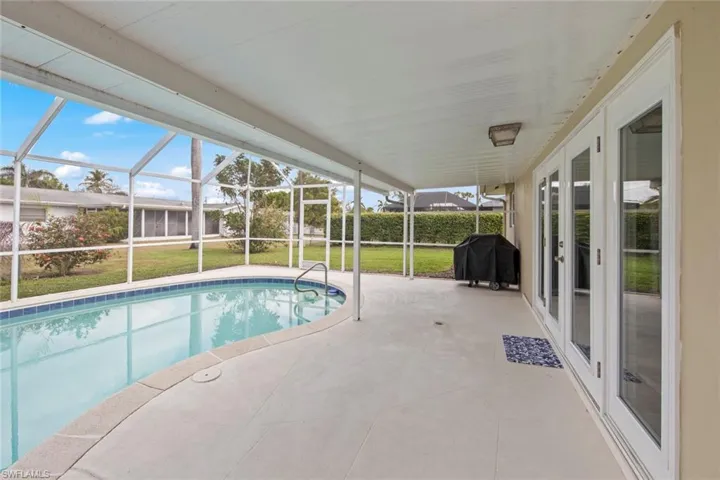 Having a big under cover area on the lanai is a huge benefit.