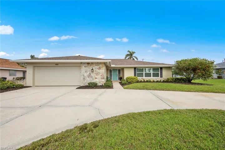 1451  Tanglewood  PKWY, Fort Myers, FL 33919