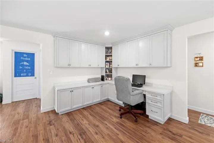 Work area perfectly located off the kitchen area.
