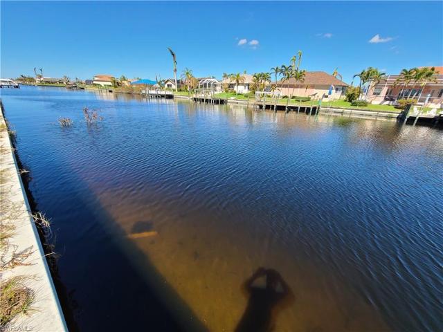 View down the canal to the West