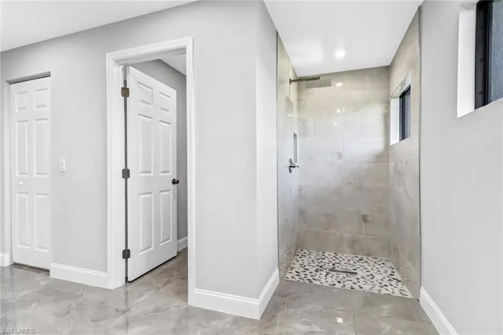 4029 Nw 36th Pl, Cape Coral Fl 33993