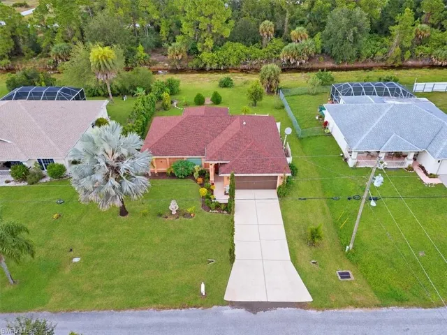 1063 Lilac St E, Lehigh Acres, Florida 33974
