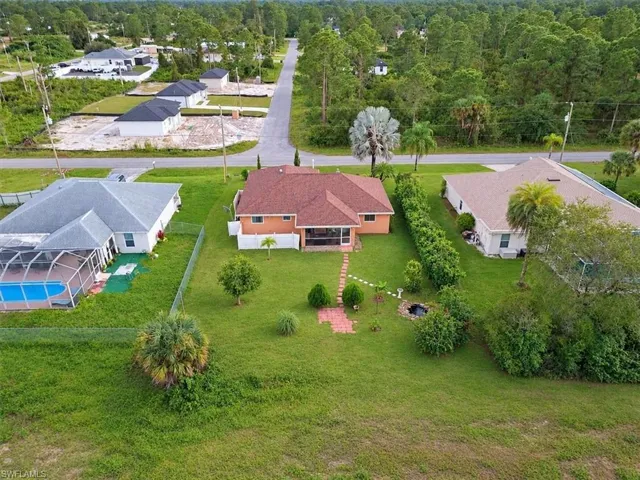 1063 Lilac St E, Lehigh Acres, Florida 33974