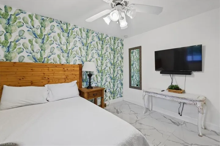 1063 Lilac St E, Lehigh Acres, Florida 33974