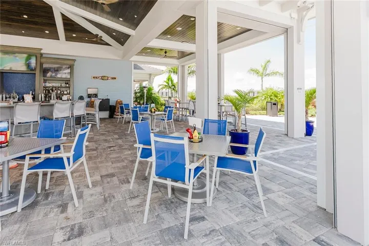 The Hammock Bar & Grille