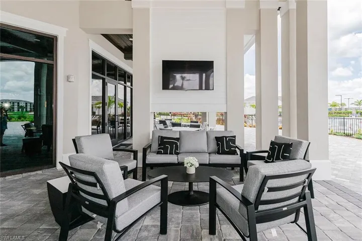 Outside clubhouse dining