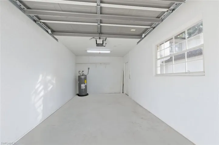 Private 1 Car Garage