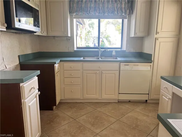 1727  Bent Tree  CIR, Fort Myers, FL 33907