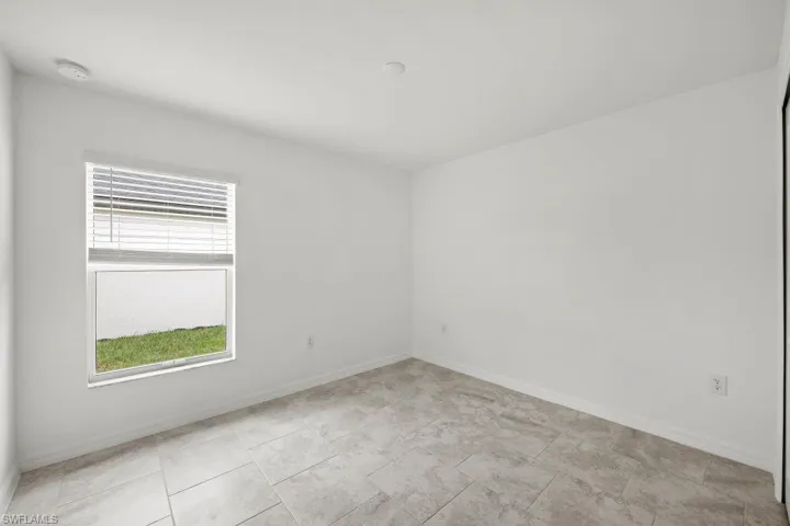 12271 Amber Waves Rd, Lehigh Acres Fl 33974