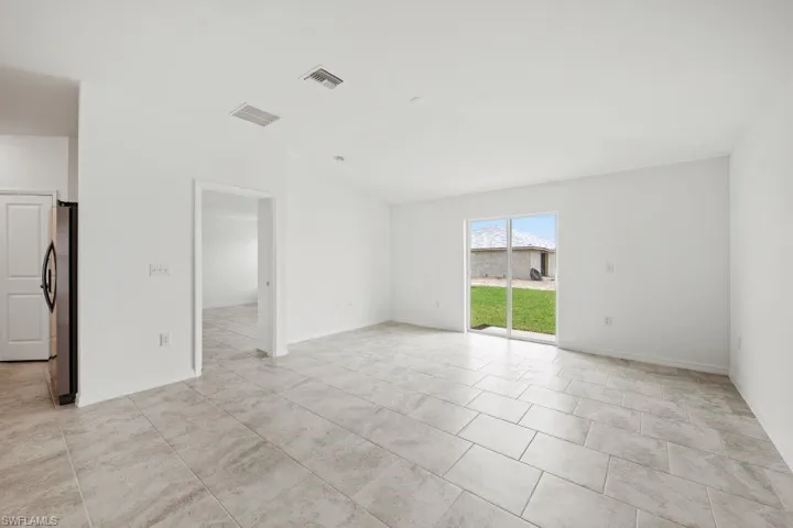 12271 Amber Waves Rd, Lehigh Acres Fl 33974