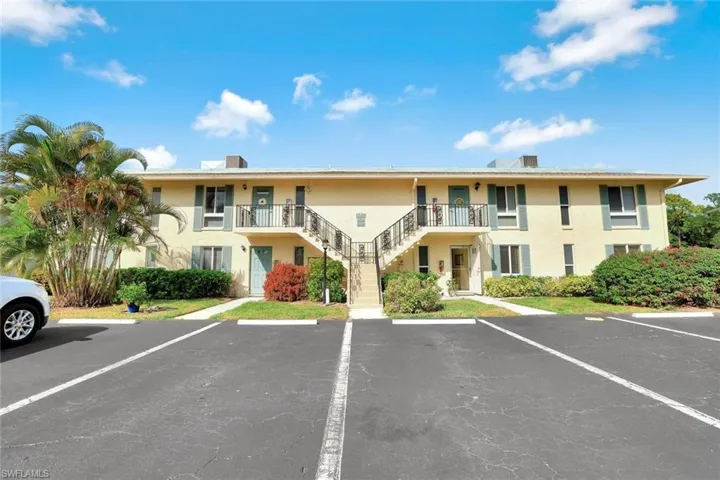 147 Harrison Rd 1, Naples, Florida 34112