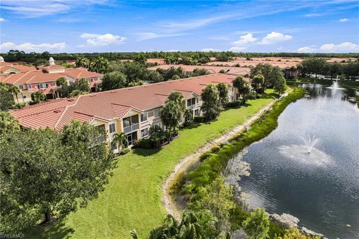 20131 Estero Gardens Cir 207, Estero, Florida 33928