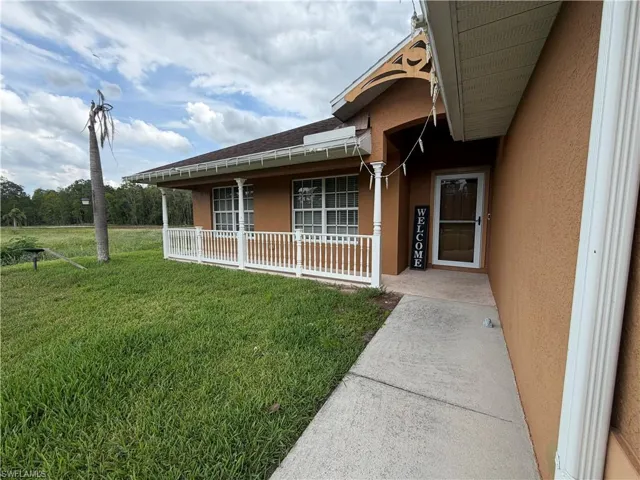 446 Jaipur Dr, Lehigh Acres, Florida 33974