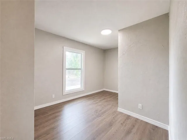 2524 Ne 5th Pl, Gainesville, Florida 32641